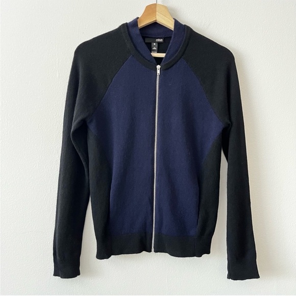 Aqua Cashmere Zip Up Cardigan Crew Neck Pockets Black Navy size small‎ - Picture 1 of 11